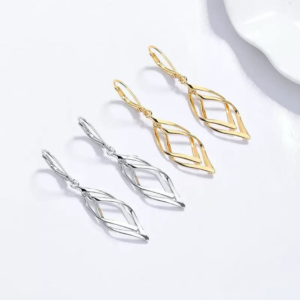 Hollow Diamond Design S925 Sterling Silver Earring